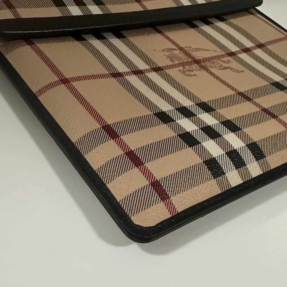Burberry Tablet Sleeve - Perfect condition